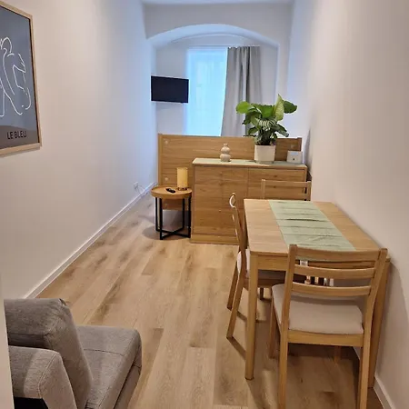 Im Stadtzentrum Στάιρ