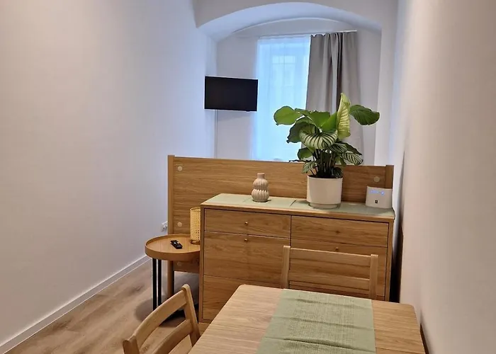 Im Stadtzentrum * Στάιρ